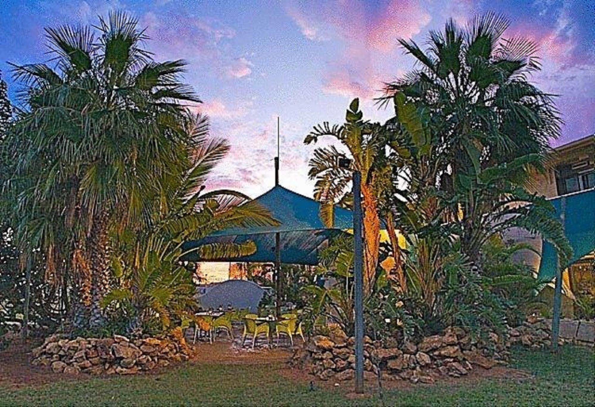 Sea Breeze Resort 埃克斯茅斯 外观 照片