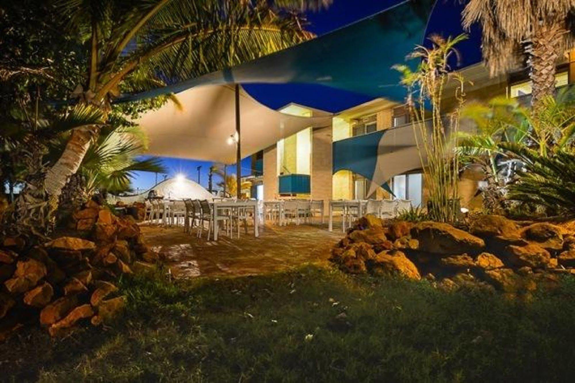 Sea Breeze Resort 埃克斯茅斯 外观 照片